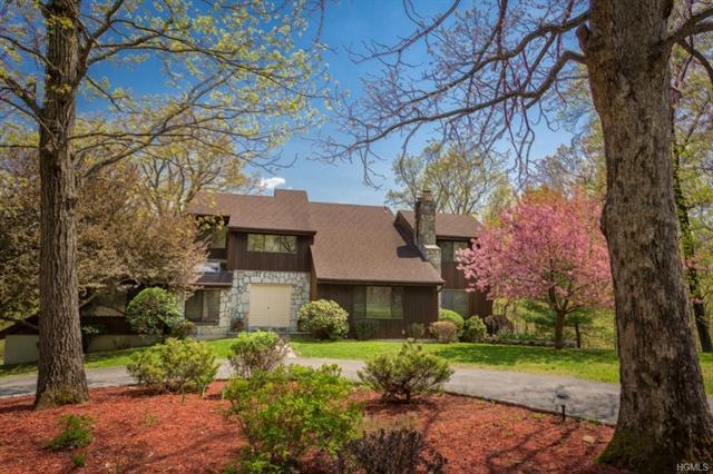 6 Quaker Hill Ct E, Croton On Hudson, NY 10520 - photo 1