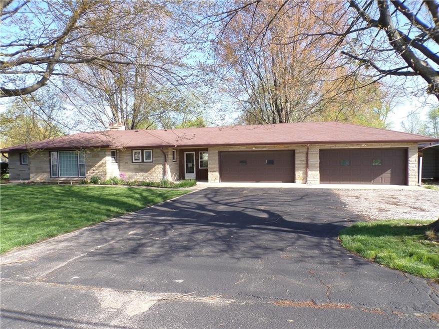 8488 Bradford Rd, Avon, IN 46123 - photo 1