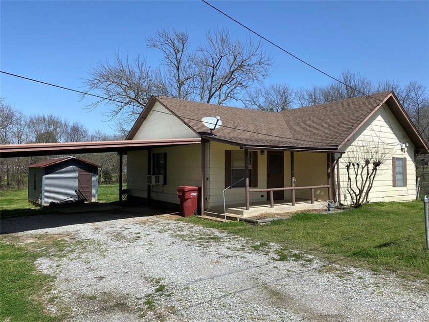 202 Blue Jay, Ector, TX 75439 - photo 1