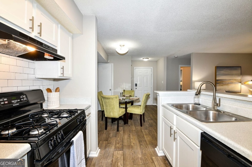 670 Thornton Rd unit 1006, Lithia Springs, GA 30122 - photo 1