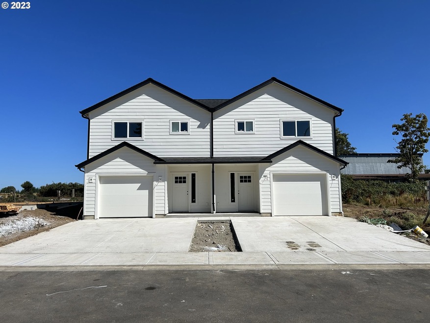 1006 Peach Rd, Winlock, WA 98596 - photo 1