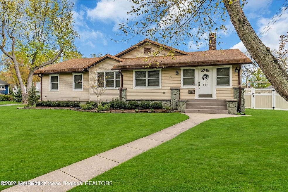 515 Monmouth Rd, Allenhurst, NJ 07711 - photo 1