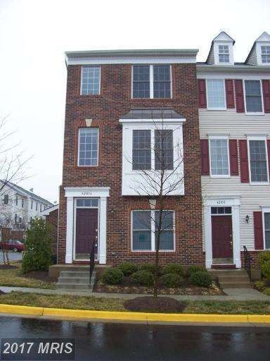 42836 Smallwood Terrace, Chantilly, VA 20152 - photo 1