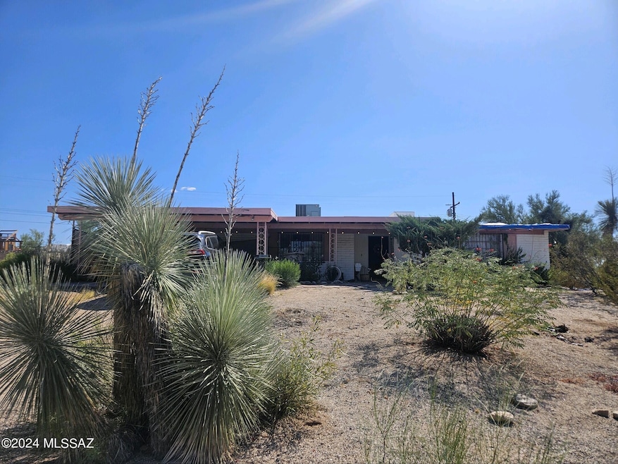 8936 E Harborage Dr Tucson, AZ 85710