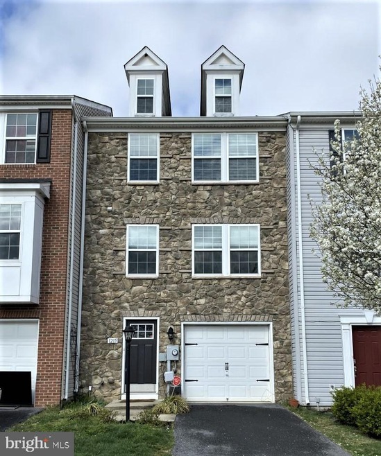 1215 Mare St, Ranson, WV 25438 - photo 1