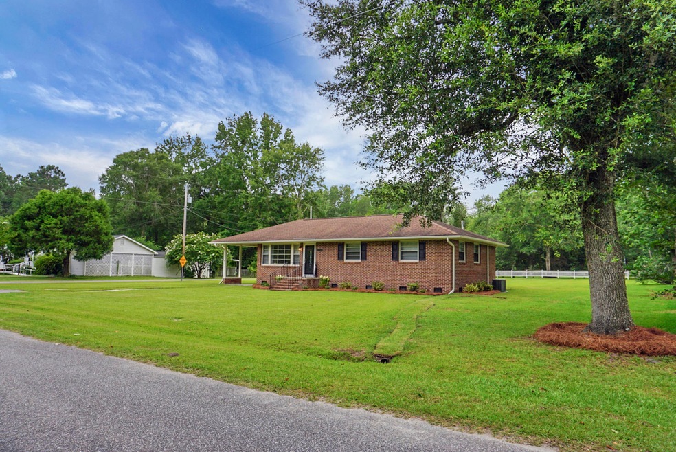 205 Winter St, Moncks Corner, SC 29461 - photo 1
