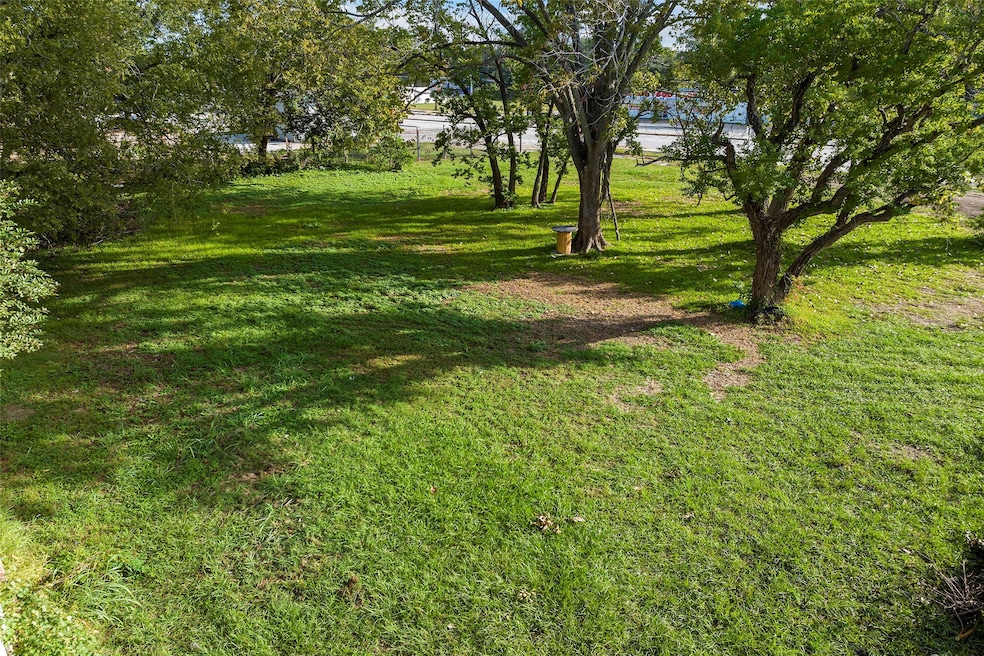 8001 Homestead Rd, Houston, TX 77028 - photo 1