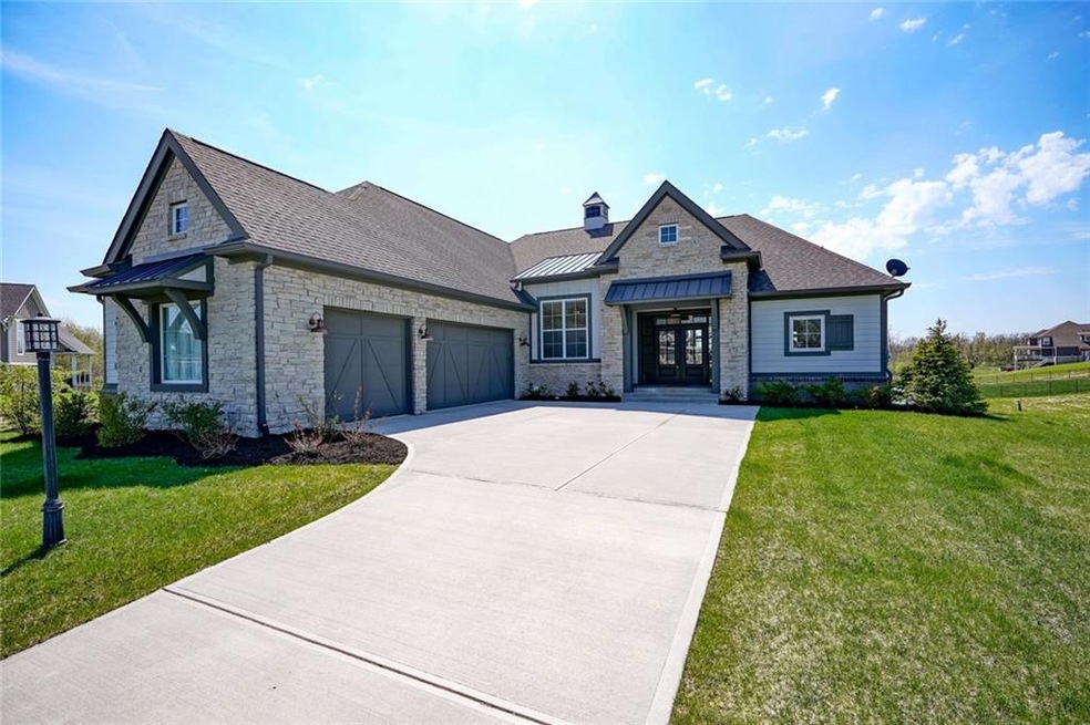 12771 Granite Ridge Cir, Fishers, IN 46038 - photo 1