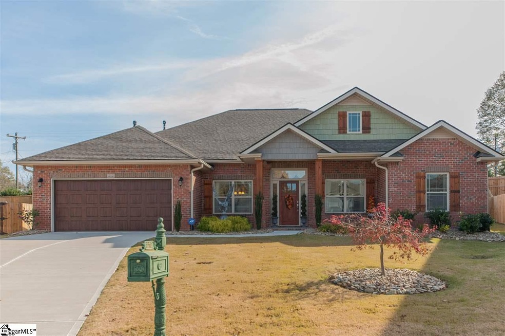 All Brick 4 br 2 ba Ranch