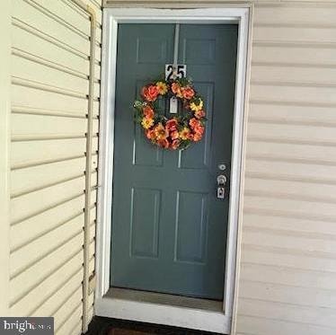 25 Mulberry Ct, Trenton, NJ 08619 - photo 1