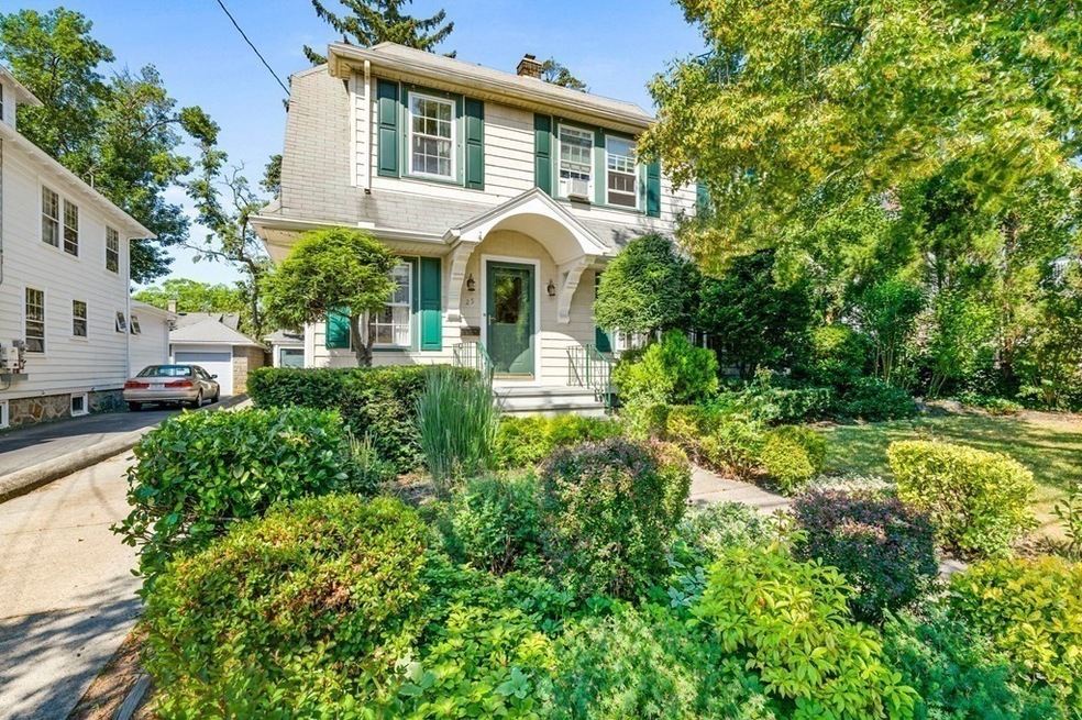 25 Briarfield Rd, Milton, MA 02186 - photo 1