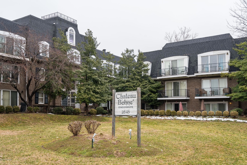2845 Hikes Ln, 204-01