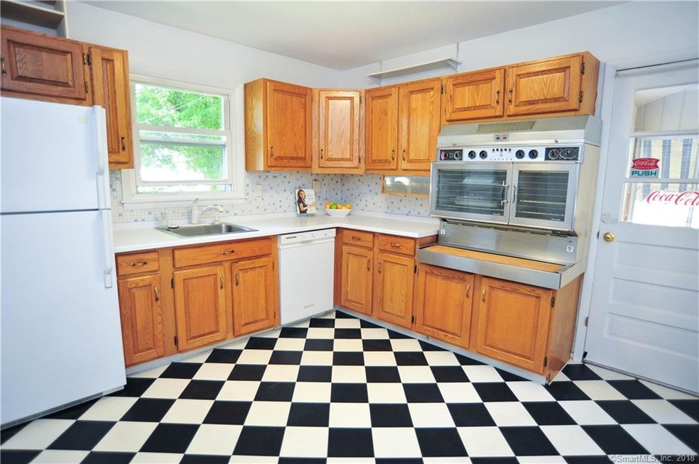 41 Washington Rd, Windsor, CT 06095 - photo 1