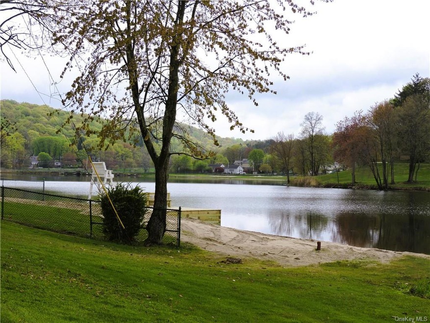 7 Pocantico Rd, Carmel, NY 10512 - photo 1