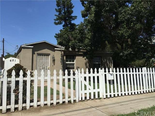 FRONT UNIT AND FRONT YARD