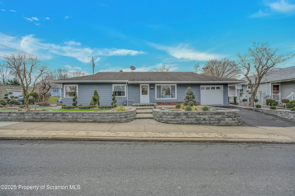 514 Stephenson St, Duryea, PA 18642 - photo 1