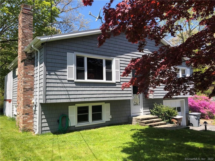 151 Black Point Rd, Niantic, CT 06357 - photo 1