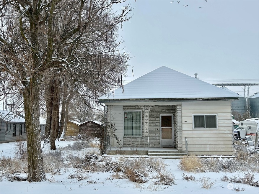 216 E 3rd St, Lind, WA 99341 MLS NWM2183566