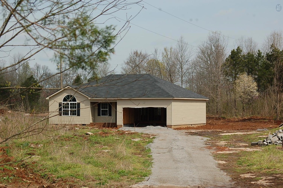 New construction. 1 year builder warranty.  5 acres! 10 x 10 closet in master!