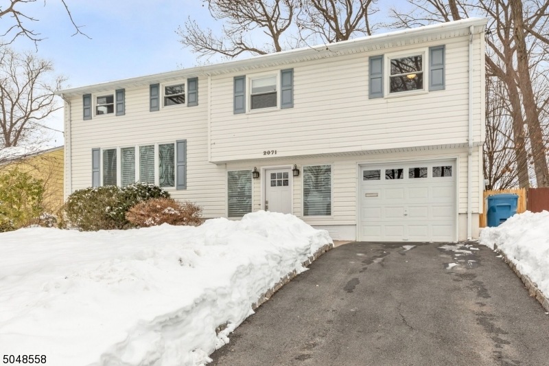 2071 Algonquin Dr, Scotch Plains, NJ 07076 - photo 1