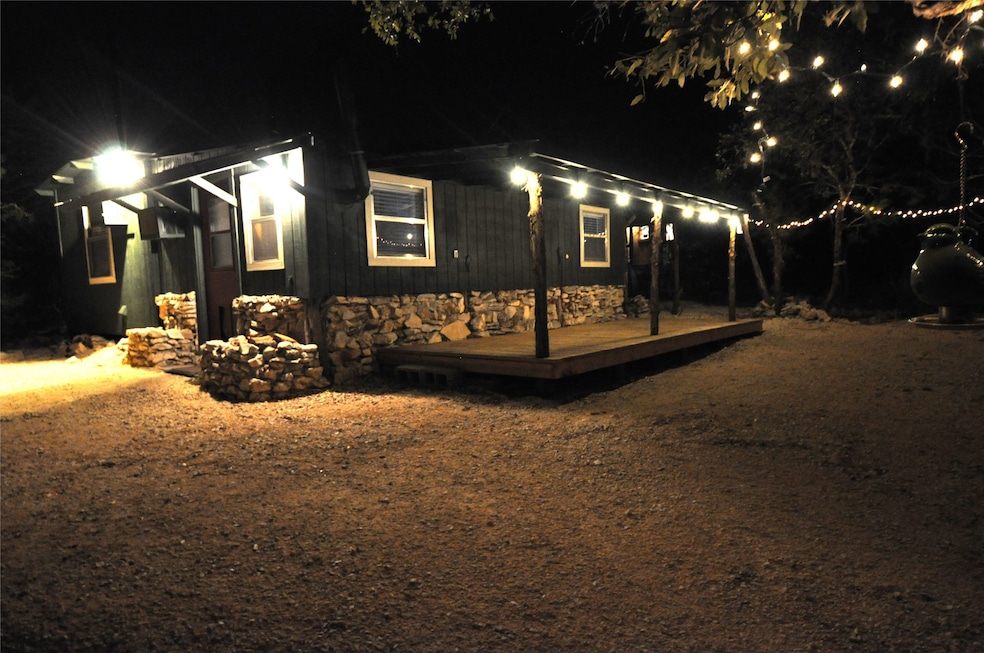 2521 County Road 241, Hondo, TX 78861 - photo 1