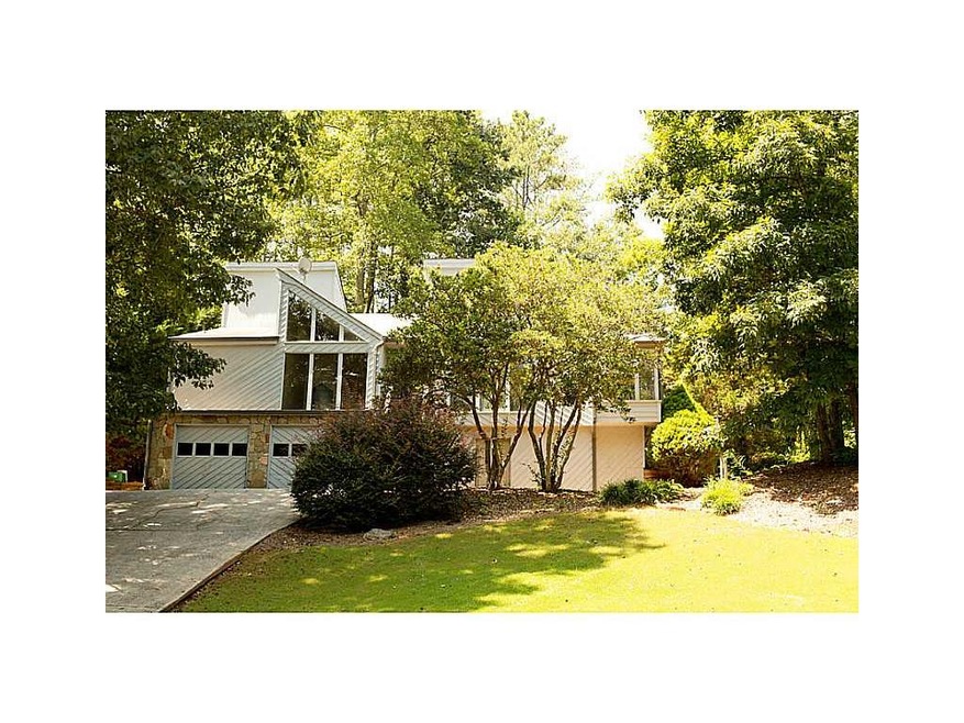 3771 Northpoint Dr, Marietta, GA 30062 - photo 1