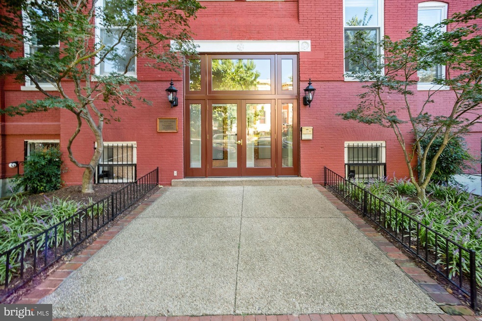 301 G St NE unit 13, Washington, DC 20002 - photo 1