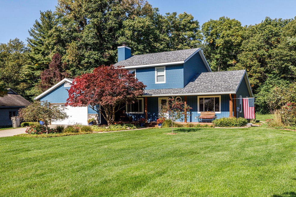 2909 Canyonside-1