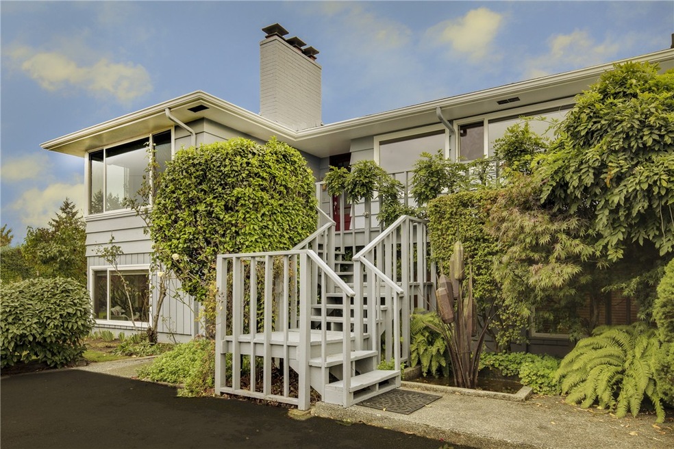 4203 Bayview Place W, University Place, WA 98466 - photo 1