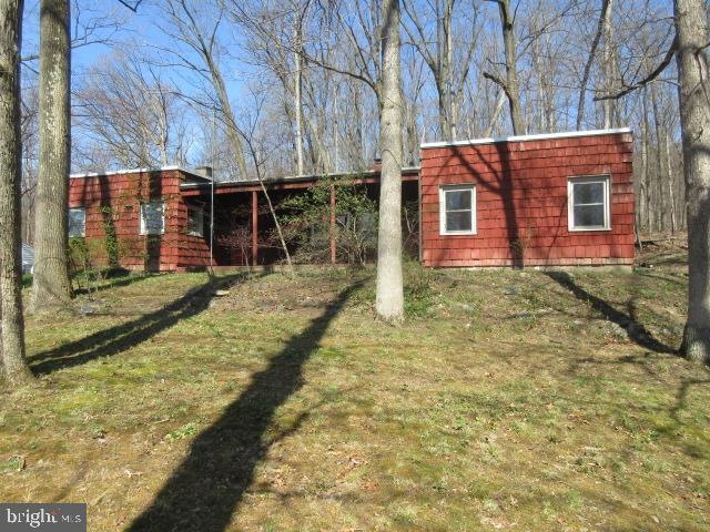 4914 Oley Turnpike Rd, Reading, PA 19606 - photo 1