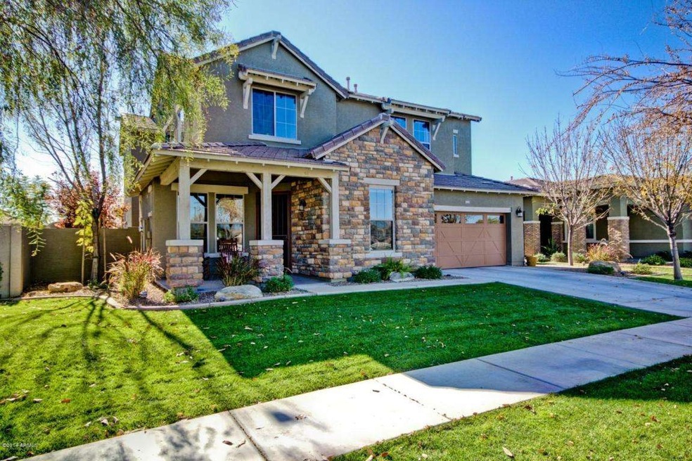 1 FRONT OF HOME