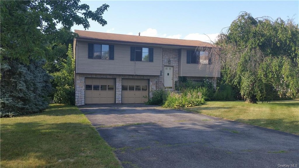 58 Delaware Rd, Newburgh, NY 12550 - photo 1