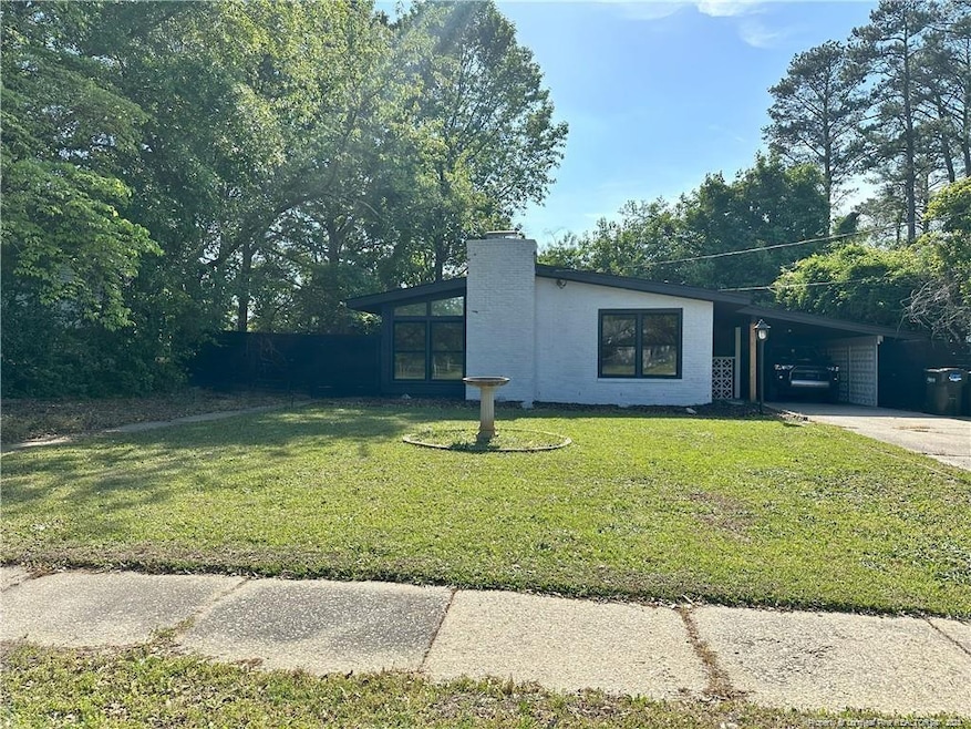 912 Montclair Rd, Fayetteville, NC 28314 - photo 1