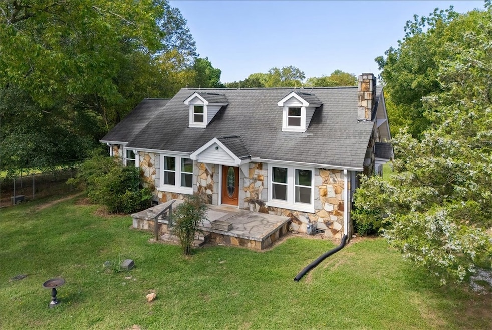 2549 6 Mile Hwy, Central, SC 29630 - photo 1