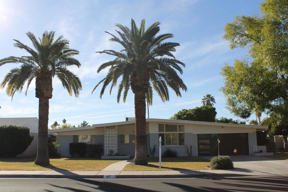 427 E. Alameda Drive