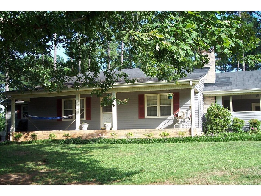 2029 Abington Ln, Snellville, GA 30078 - photo 1