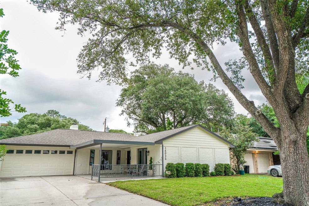 14026 Barryknoll Ln, Houston, TX 77079 - photo 1