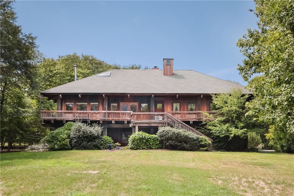 204 Intrepid Ln, Jamestown, RI 02835 - photo 1