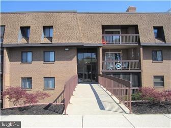 5424 Valley Green Dr unit D6, Wilmington, DE 19808 - photo 1