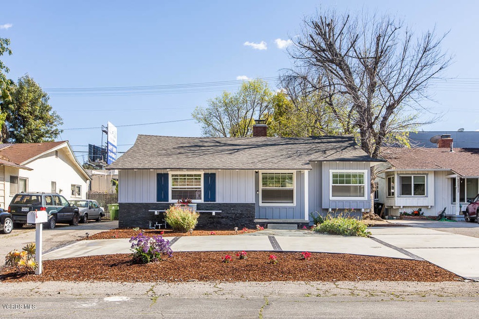 22928 Leonora Dr.  - HsHProd-24