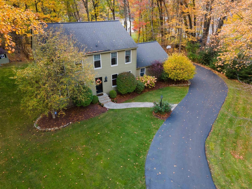 707 Maple Ln, Schenectady, NY 12309 - photo 1