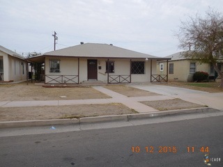 712 W Euclid Ave, El Centro, CA 92243 - photo 1
