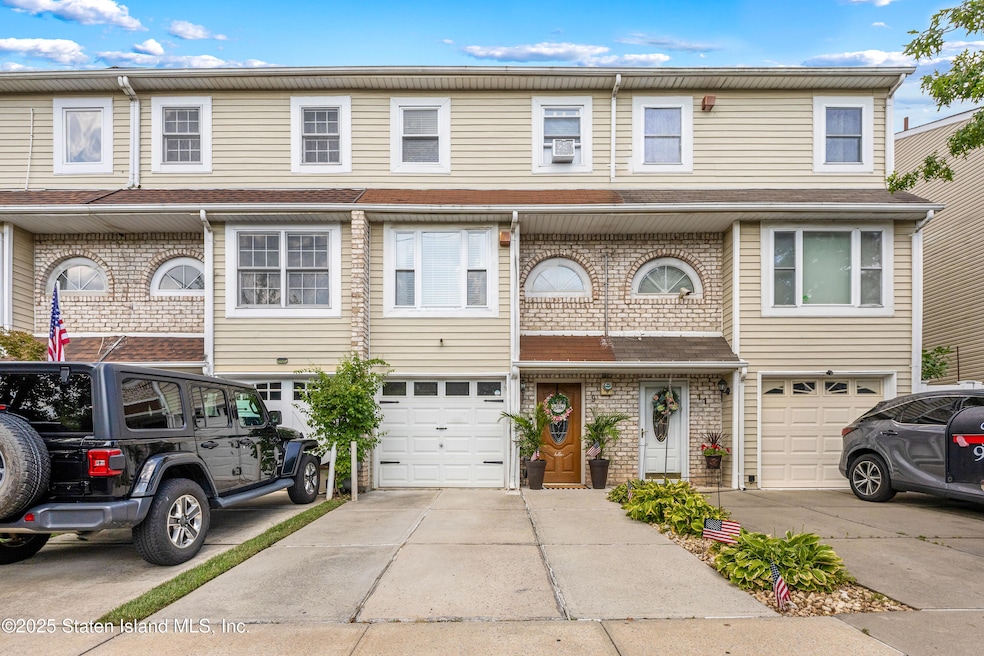 Sold $630,000 • Co-Listing Agent