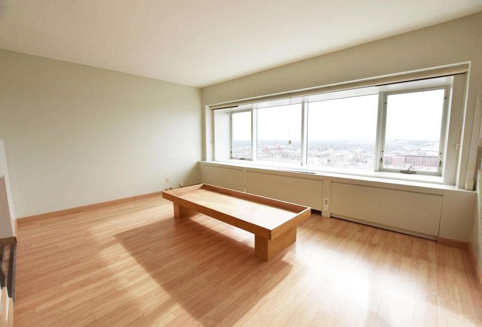 Tower Plaza unit 20L, Ann Arbor, MI 48104 - photo 1