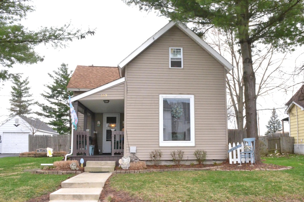 309 W 9th St, Marysville, OH 43040 - photo 1