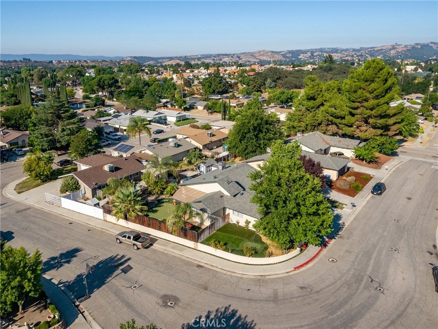 1120 Linda Cir, Paso Robles, CA 93446 - photo 1