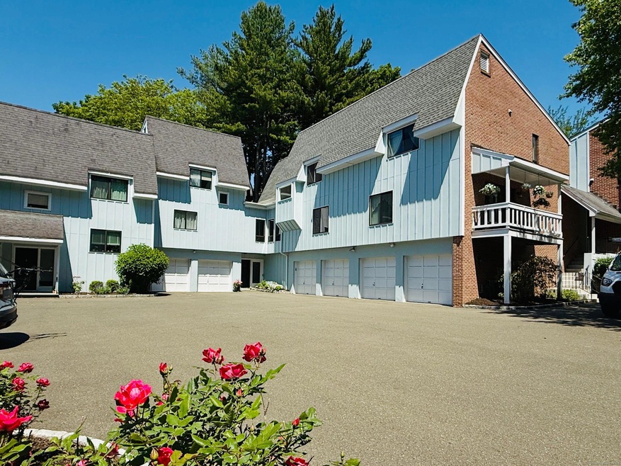 Welcome to Beautifully Maintained Birchwood Condominiums!