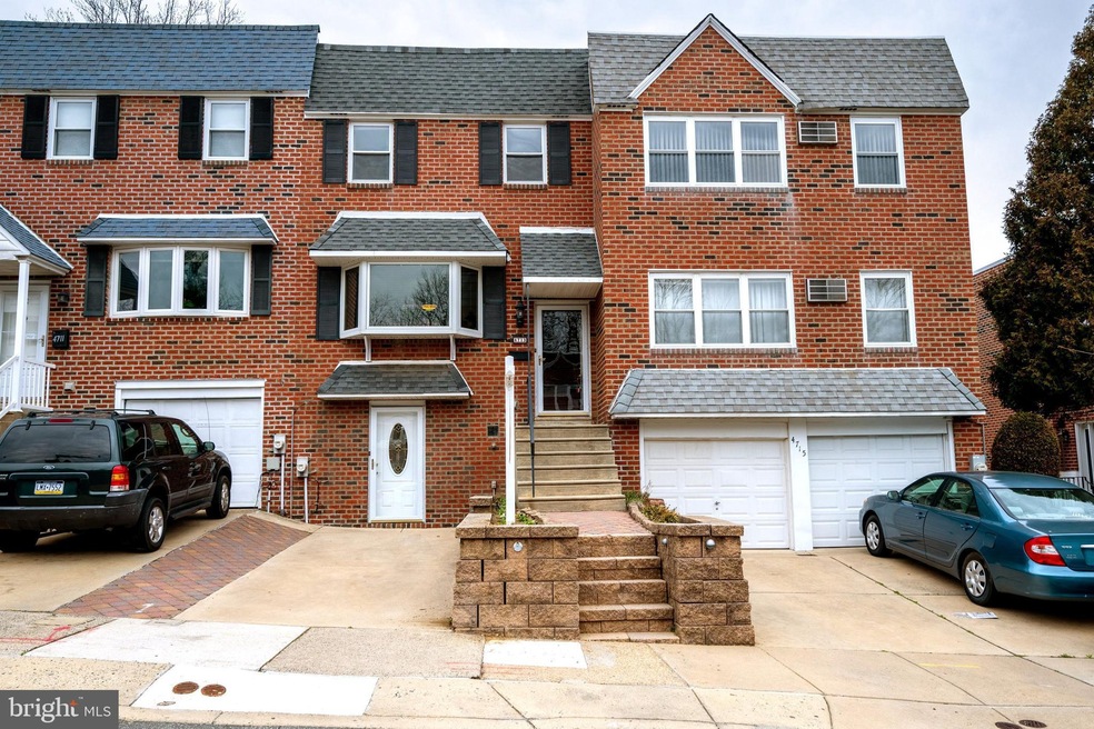 4713 Saint Denis Dr, Philadelphia, PA 19114 - photo 1