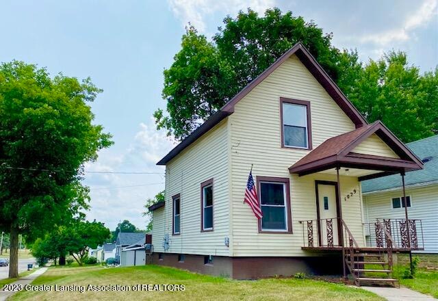 1029 Queen St, Lansing, MI 48915 - photo 1