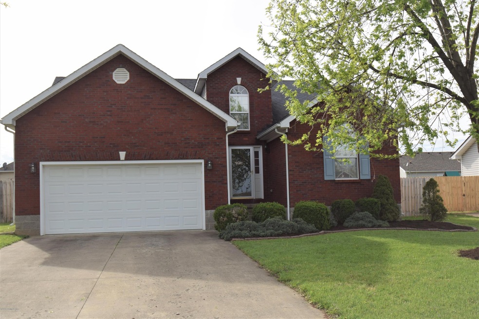 141 Farmview Dr, Mount Washington, KY 40047 - photo 1